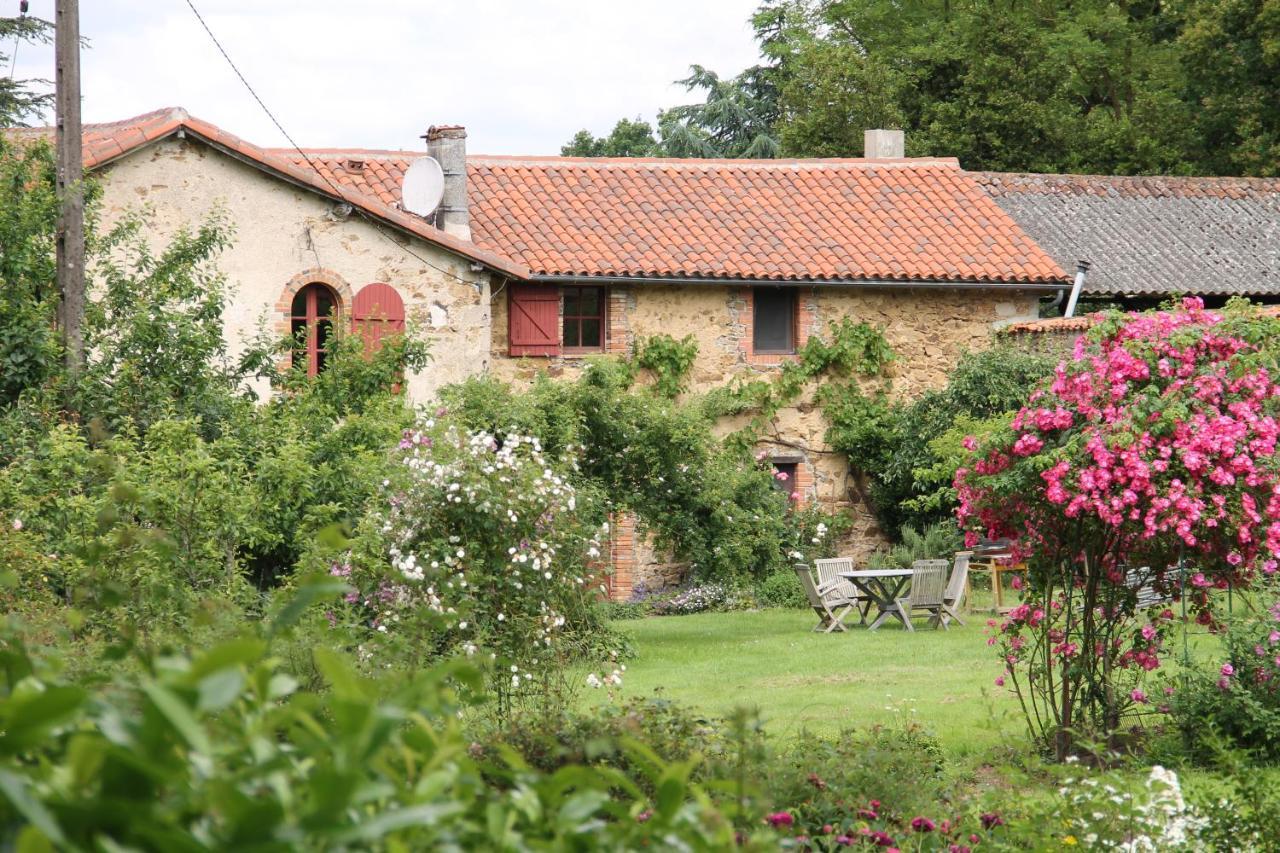 Domaine Des Roches Blanches Villa Le Pin  Exterior photo